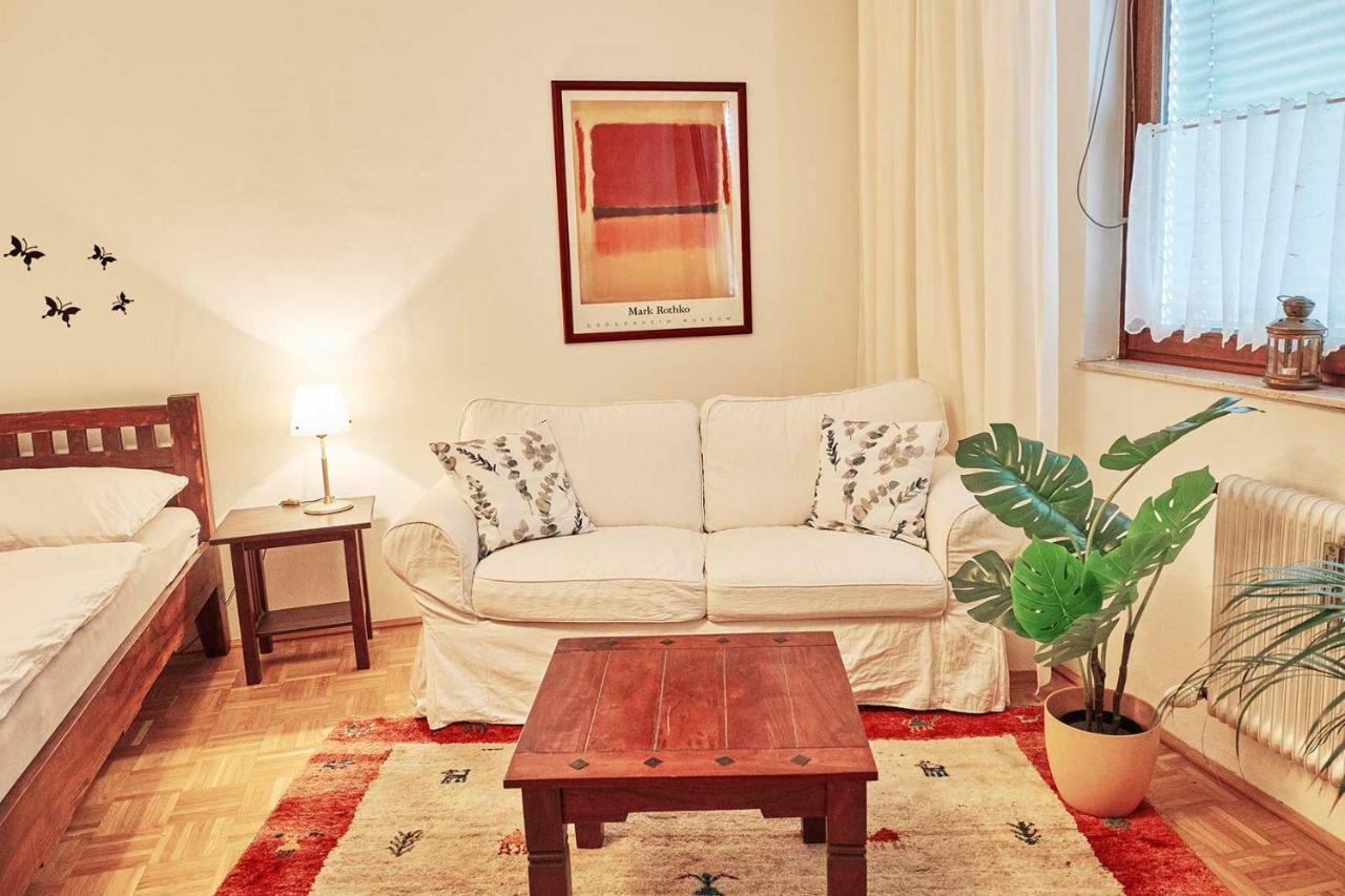 Wohnen Im Kolonialstil Inklusive Tiefgarage, Kontaktloser Check-in Apartment *
